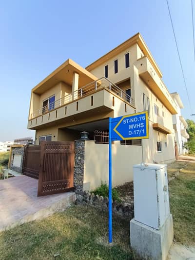 30*60 Beautiful Corner House D-17 Islamabad