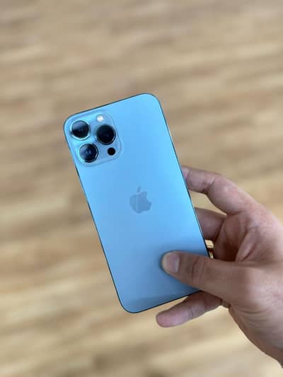 IPhone 13 Pro Max 512GB| PTA Approved | With Apple Watch Series-5 40MM