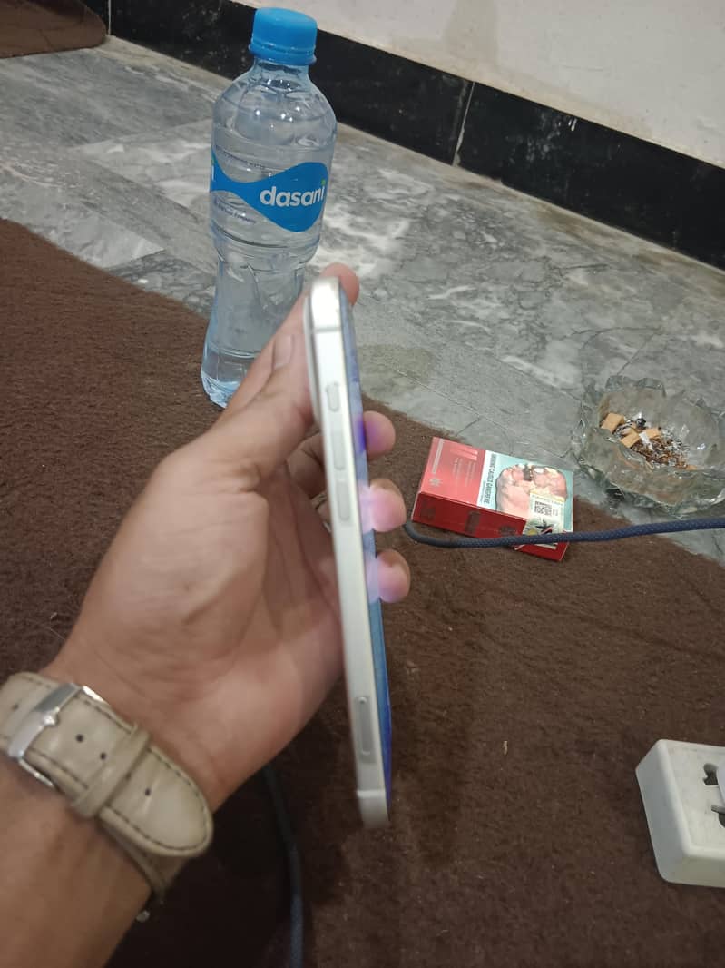 Apple iPhone 17 Pro Max 5