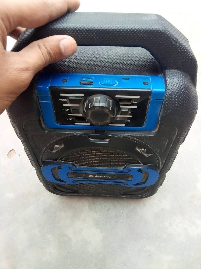 Bluetooth speaker 4