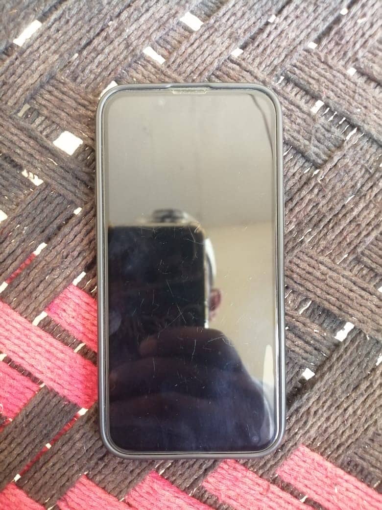 Apple iPhone 13 mini 1