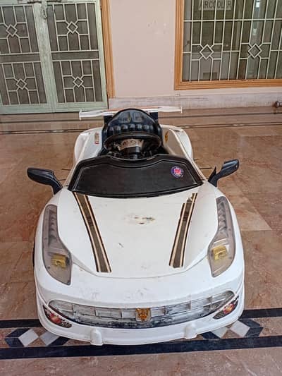 Kids Electric Ride-On Car – Excellent Condition