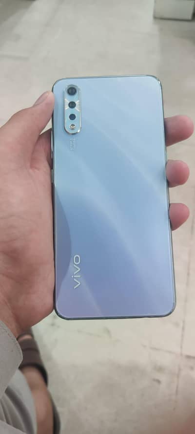 Vivo S1