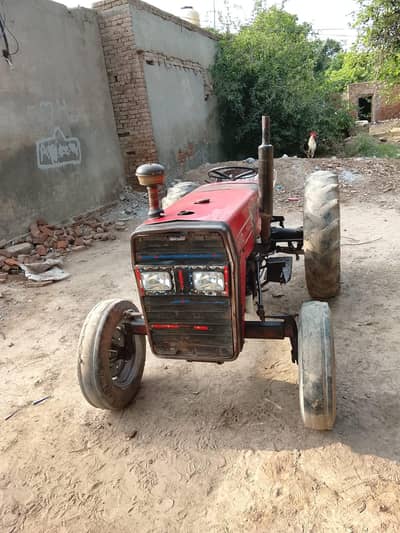 Massey Ferguson 240