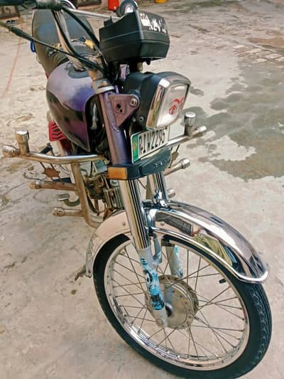 HONDA CD 70