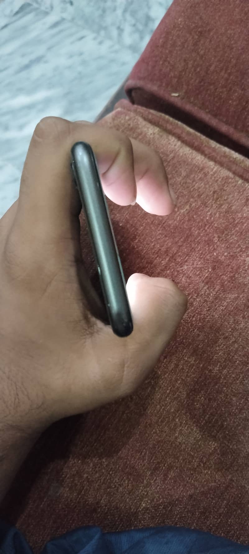 Apple iPhone 8 3