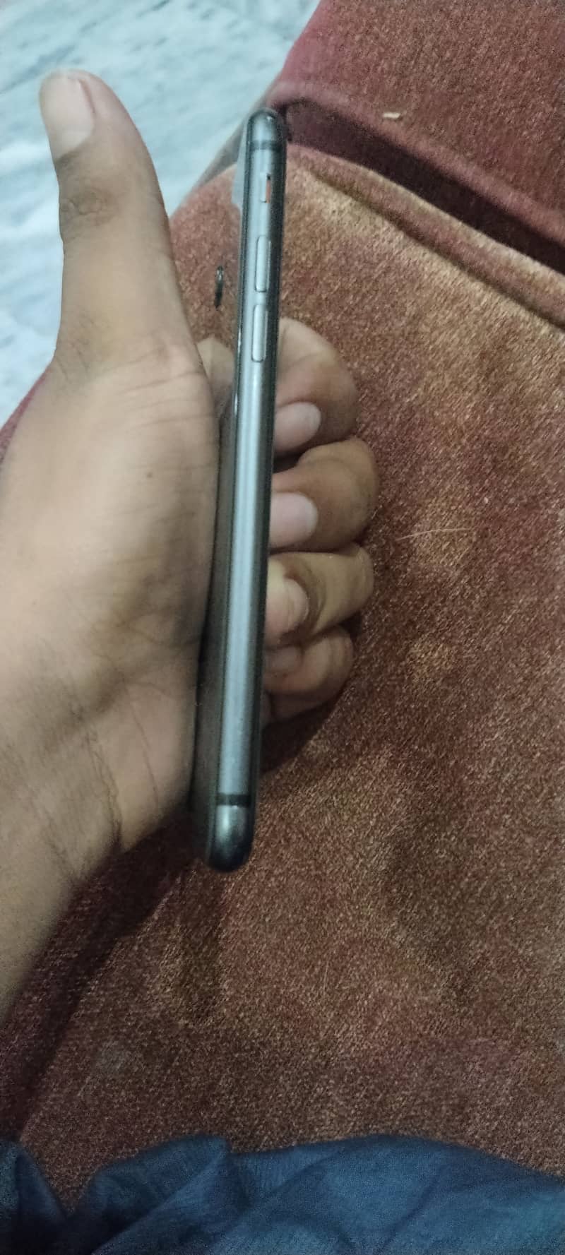 Apple iPhone 8 6