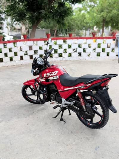 Honda CB 150F 2024 RED