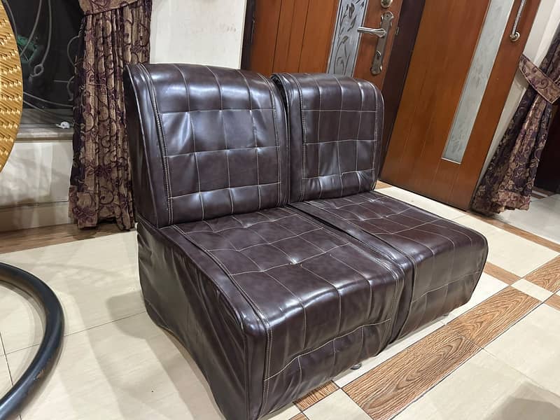 2 sofas single seat 1