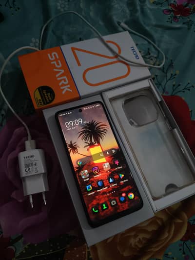 Tecno Spark 20  8/256