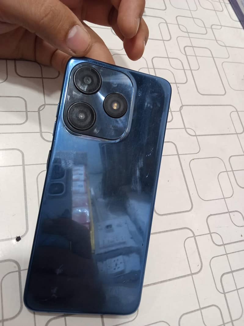 Tecno Spark 10C 3