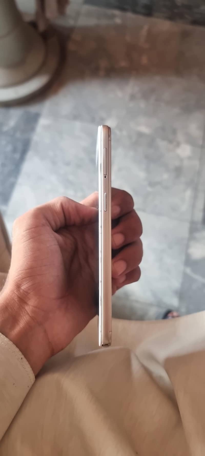 OPPO A57 5