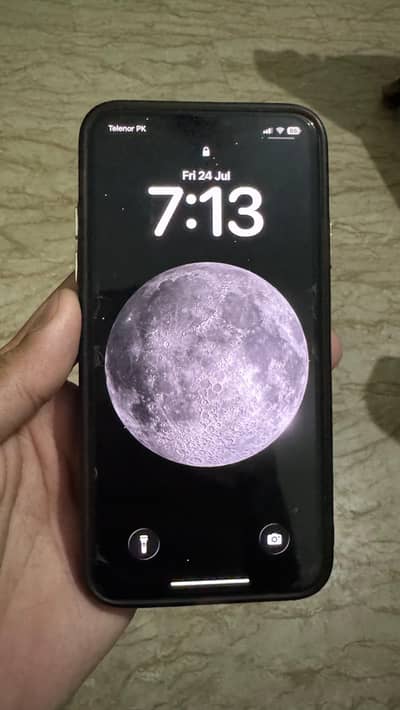 Apple iPhone 11 Pro Max urgent sale price final kam wale msg nhi kre