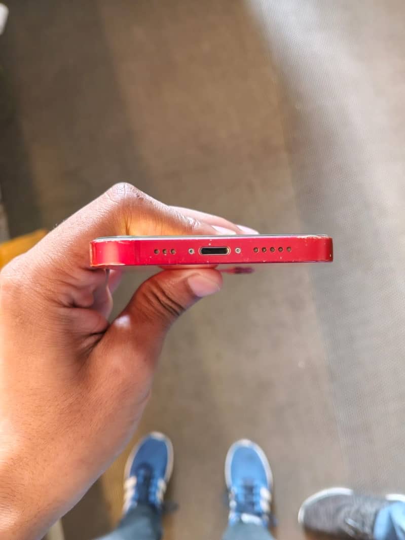 Apple iPhone 12 1