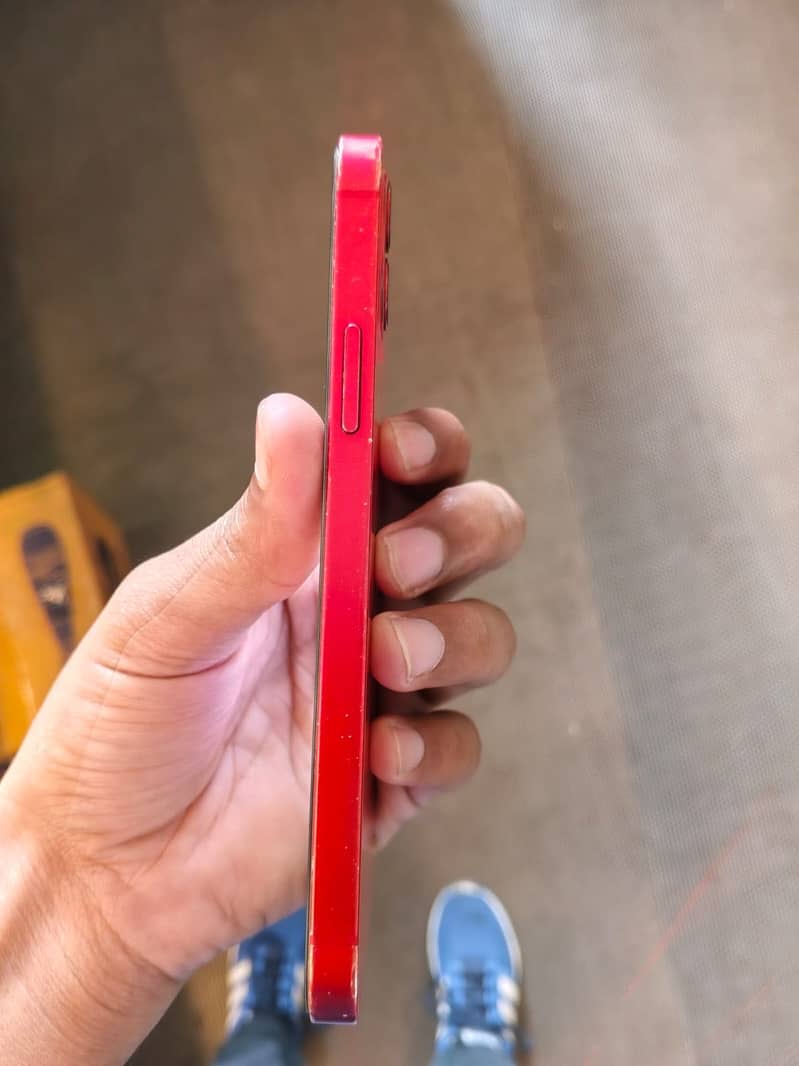 Apple iPhone 12 5