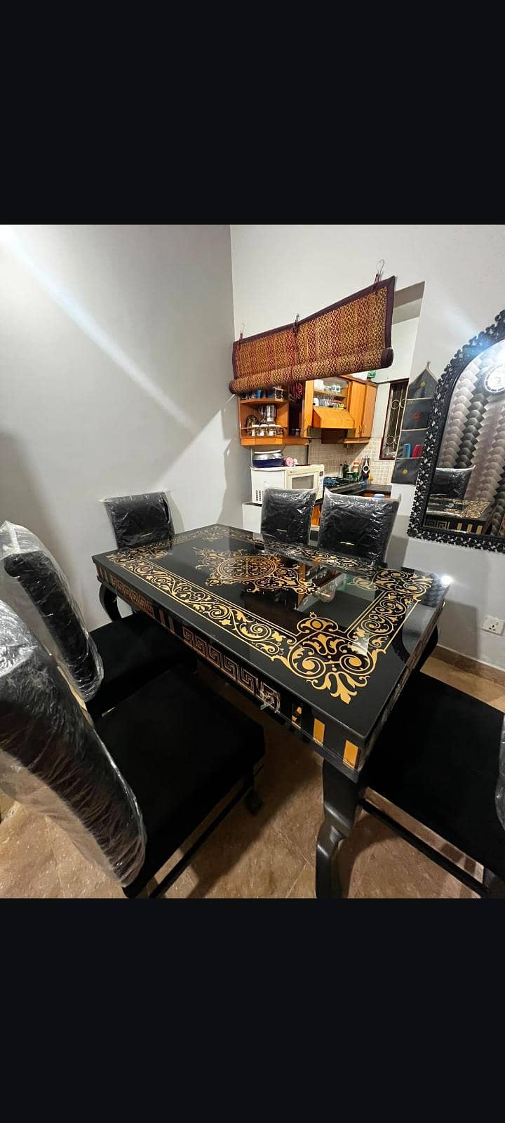 6-sitter Dinning table 0