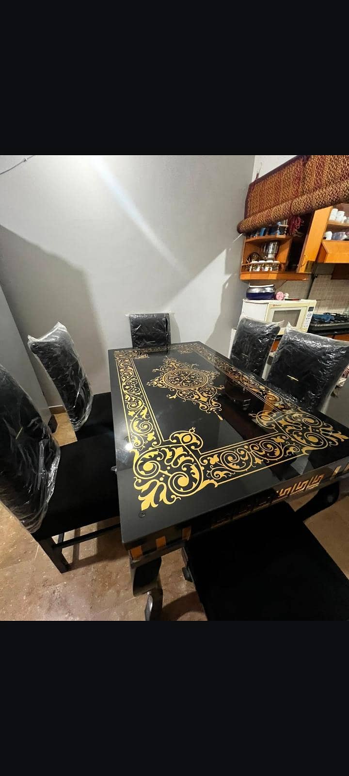 6-sitter Dinning table 3