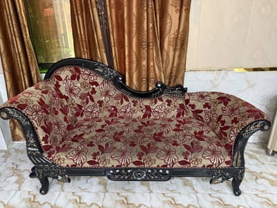 3 seater Dewan / sofa