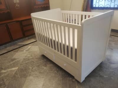 Kids bed without mattress