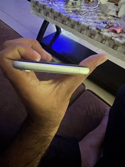 Apple iPhone XR