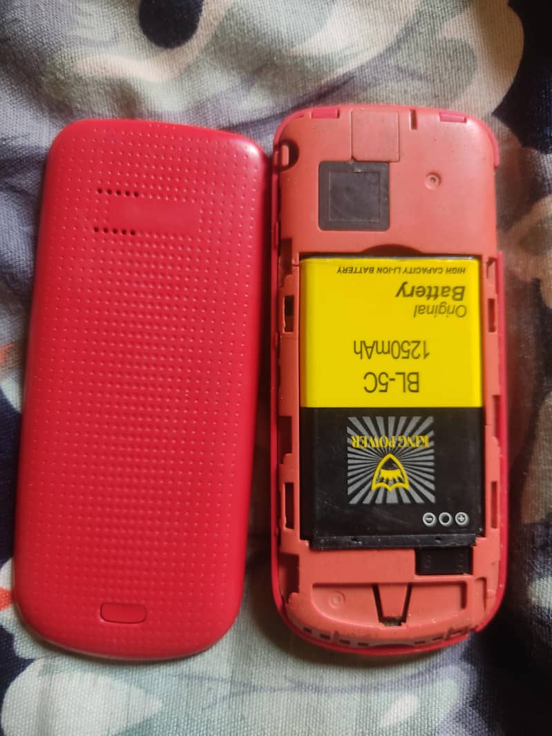Nokia 1202 1