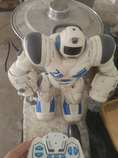 Robot remote control dancing and running