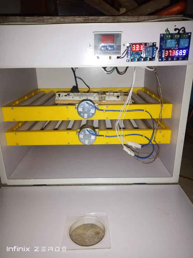 manual & automatic incubator, brooder 30, 60, 80, 120,240,300,500 eggs — photo 5