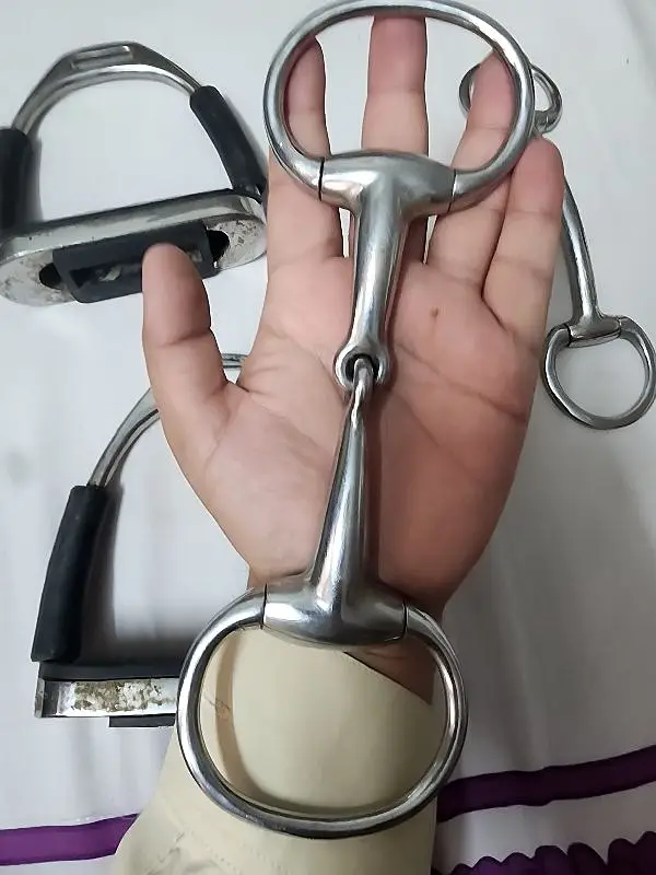 Horse Riding Equipment Set (Stirrups and Snaffle Bits) — photo 3