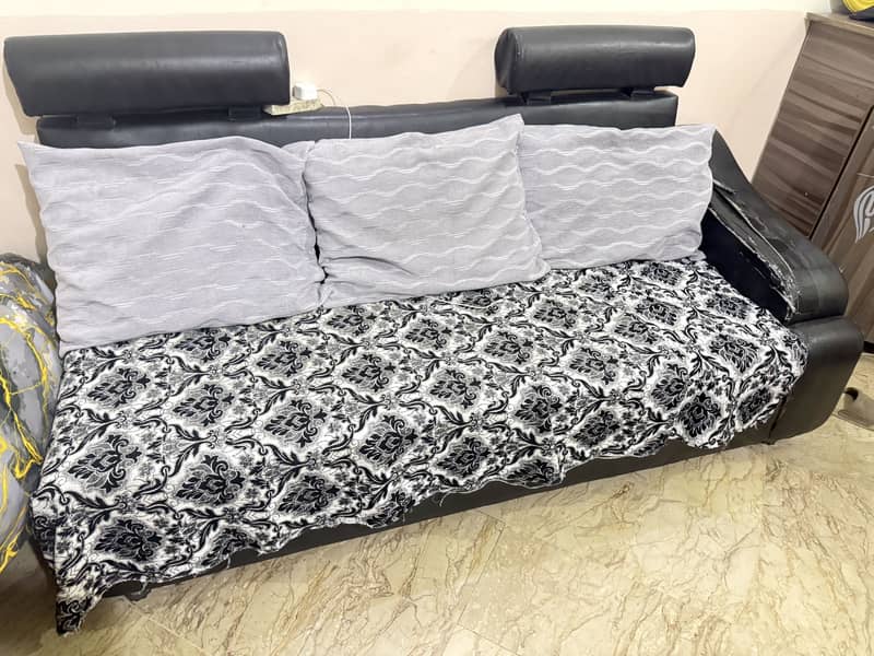 3 seater sofa 2