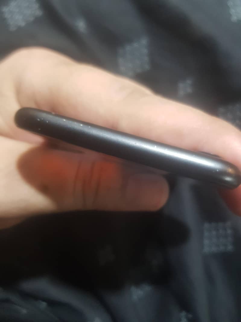 Apple iPhone 7 4