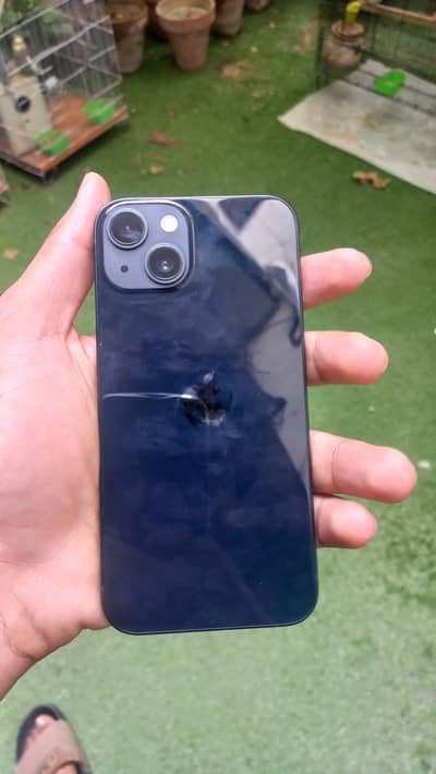 Apple iPhone 13