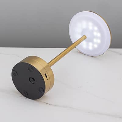 lamp metal