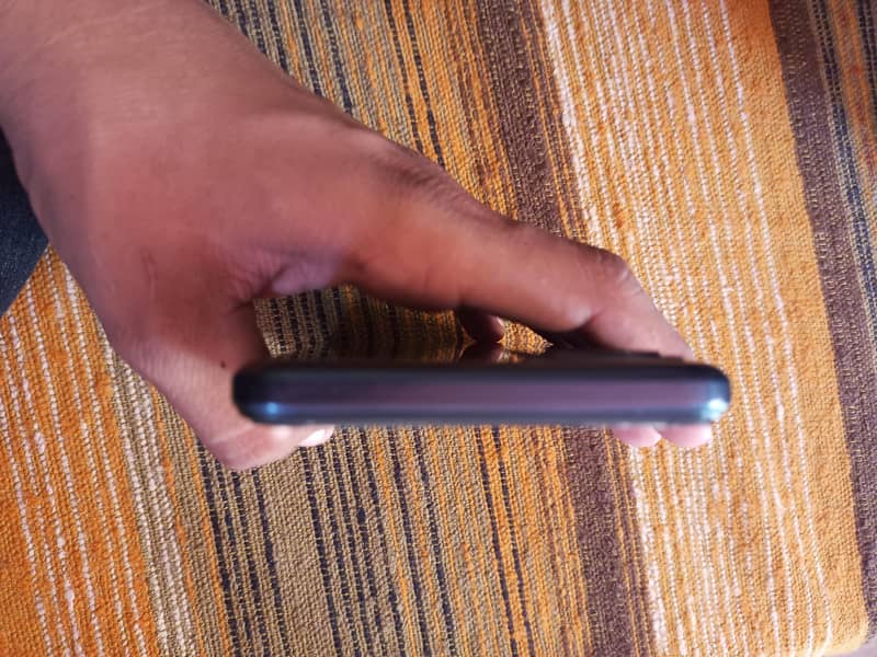 Tecno CAMON 18T 1
