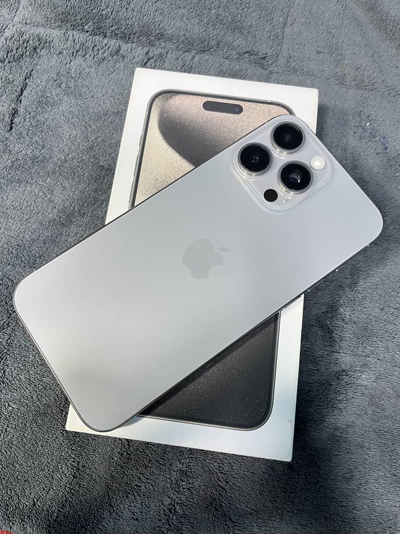 Iphone 15 pro max 0