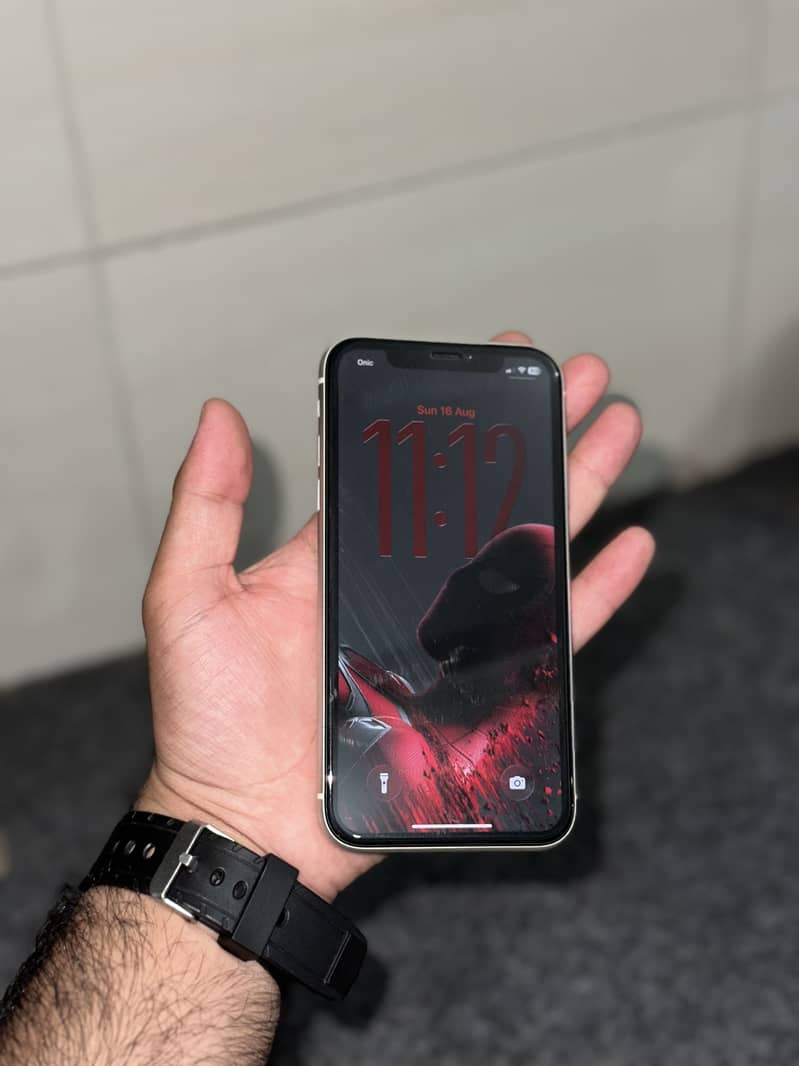 Apple iPhone 11 1