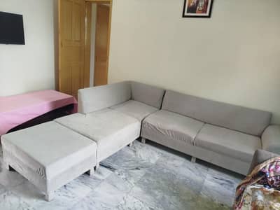 4seater L shape sofa with table