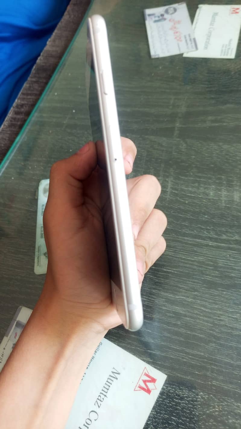Apple iPhone 6S 5