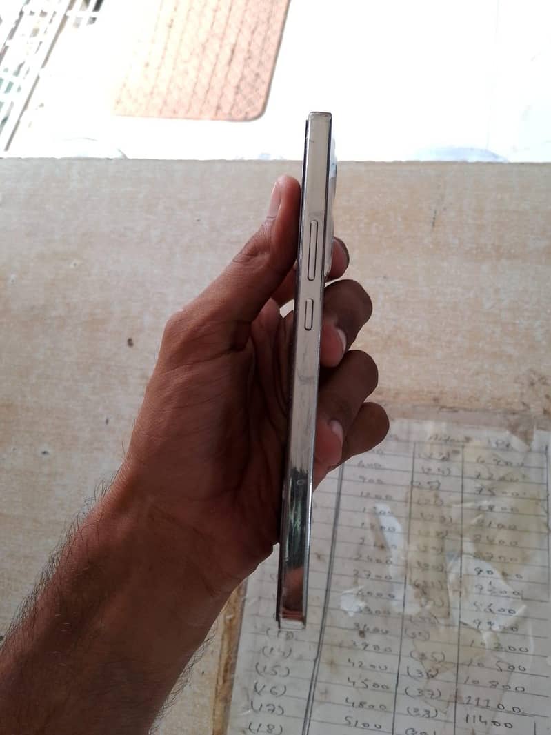 Infinix Note 40 1