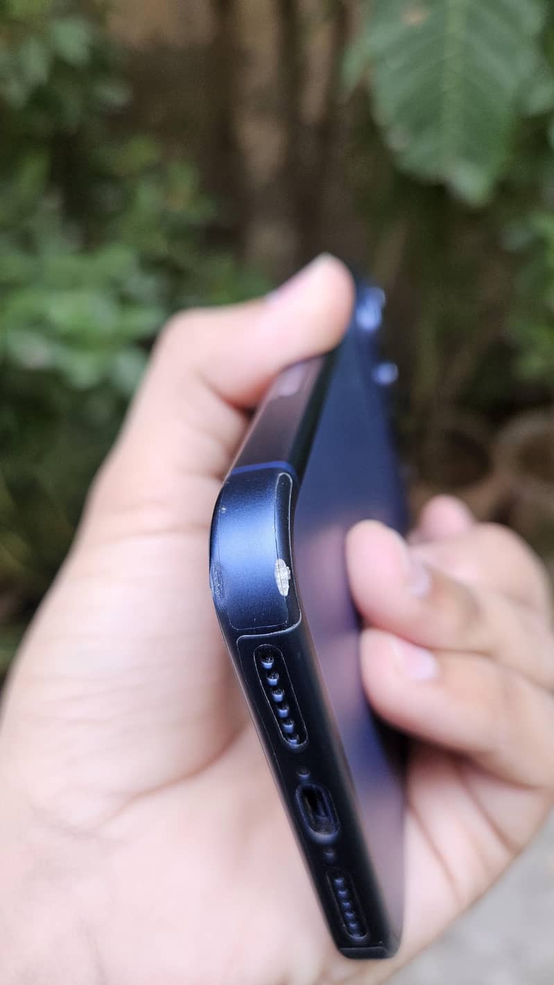 Apple iPhone 17 Pro Max 5