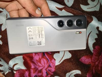 Tecno CAMON 40 Pro