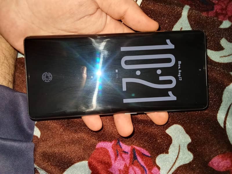 Tecno CAMON 40 Pro 1