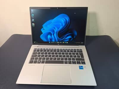 HP EliteBook i5 13th gen, 16gb DDR5 Ram /256gb NVMe 14 inch