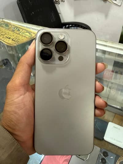 Apple iPhone 15 Pro Max