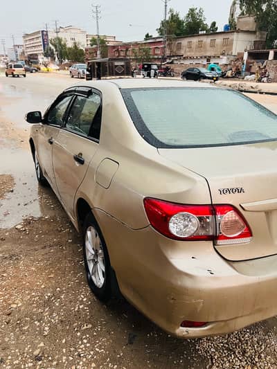 Toyota Corolla GLI 2011