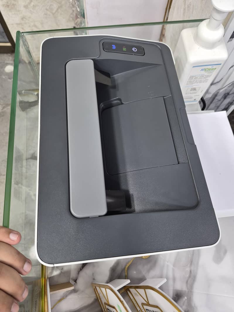 HP Laser jet  PRINTER 108W 1