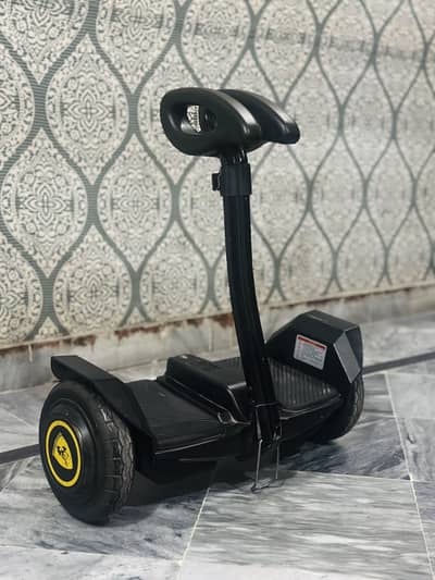 Hoverboard with handle bar