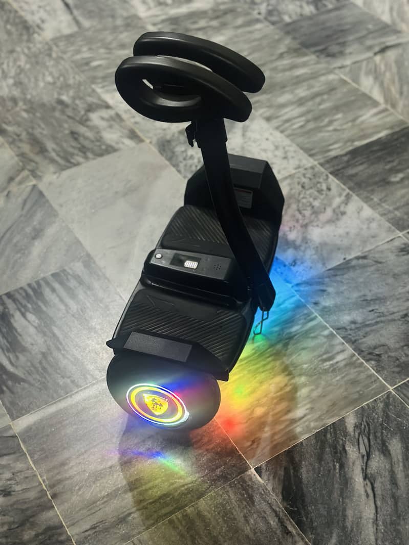 Hoverboard with handle bar 1