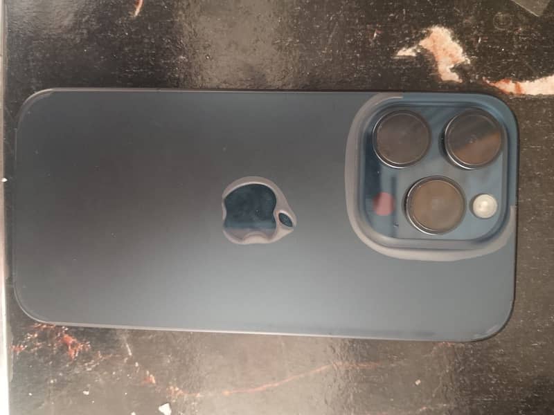 Apple iPhone 15 Pro 2