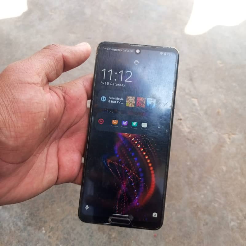 Sharp Aquos R5G 4