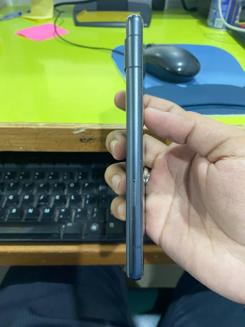 Google Pixel 7a 2
